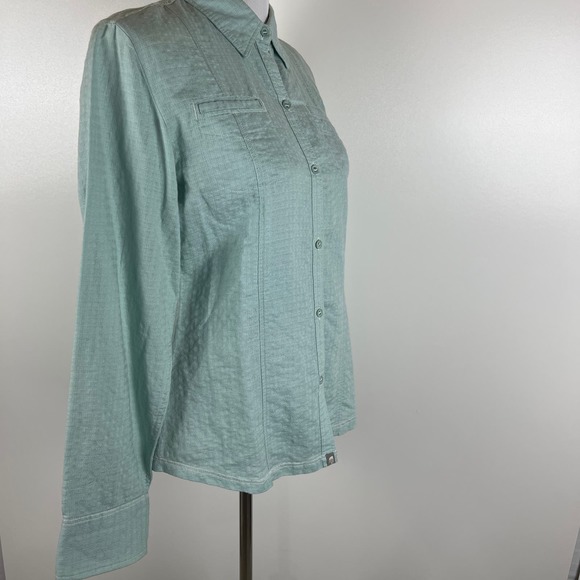 The North Face Button Down Bamboo Shirt - Picture 5 of 13